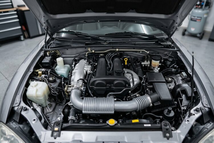 Four-cylinder engine bay